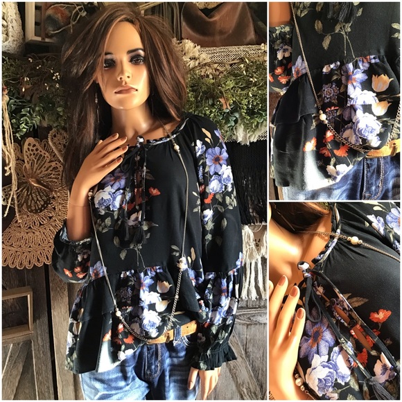 American Eagle Outfitters Tops - Vintage Black Floral Boho Print Slipover Peplum Tunic